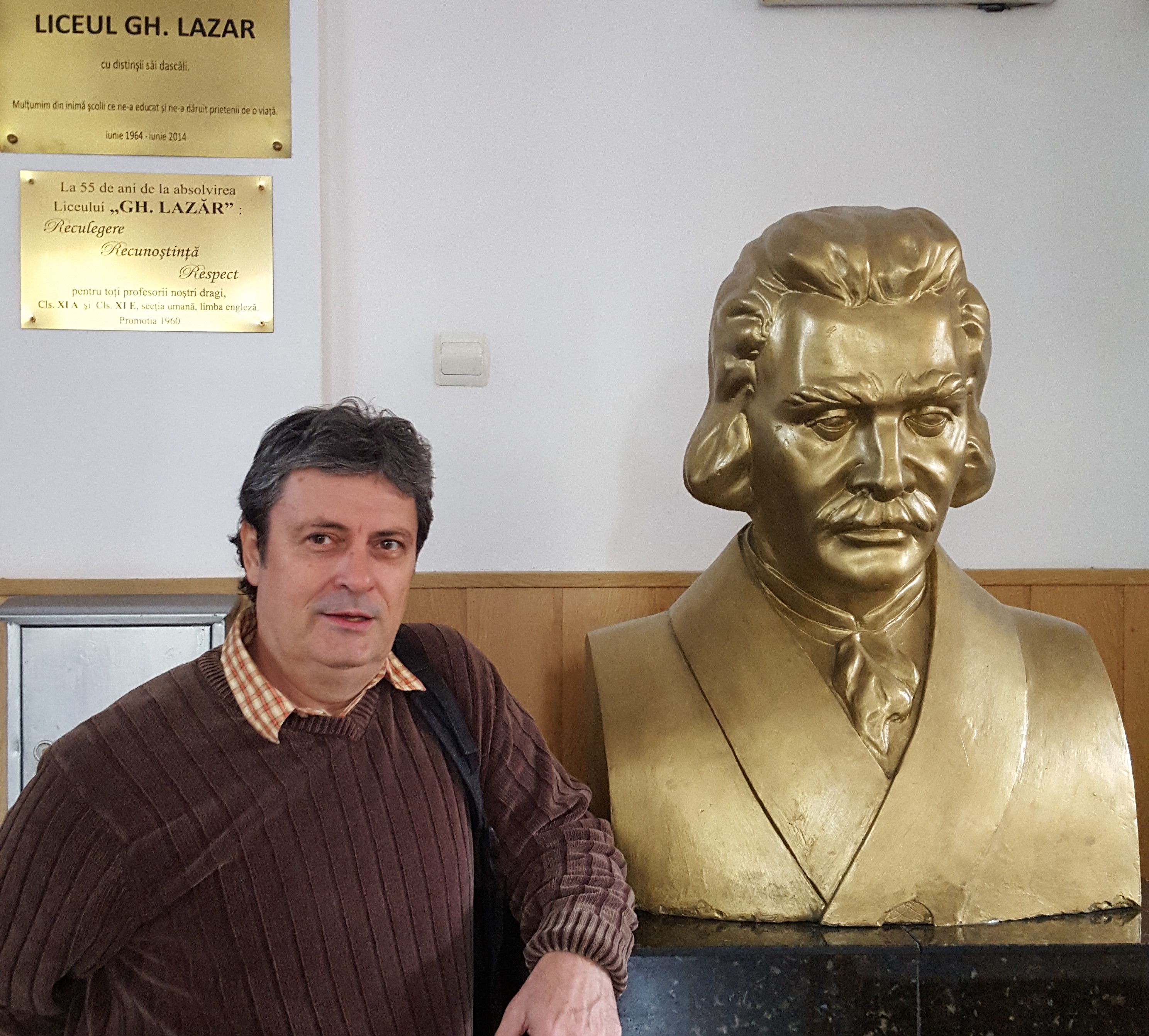 Gheorghe Lazar  bust